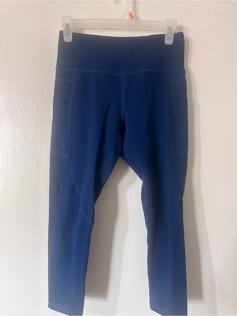 ZYIA Light n Tight Navy Blue Active capri Leggings Size 4